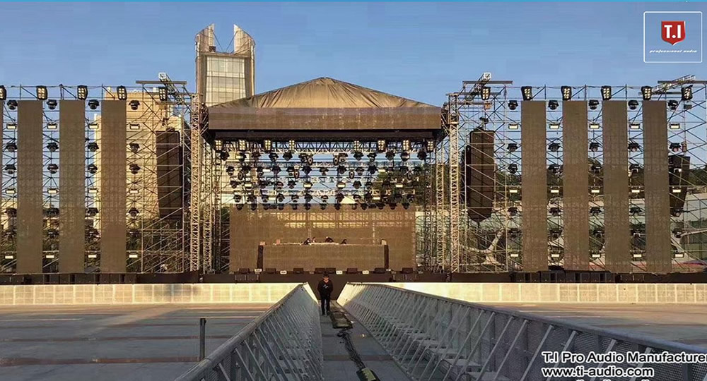 line array speaker
